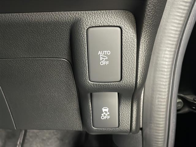 Ｎ－ＢＯＸカスタム Ｇ・ターボＬパッケージ　メモリーナビ　ＨＩＤヘッドライト　ＥＴＣ　バックカメラ　両側電動スライドドア　ベンチシート　フルセグ　オートクルーズコントロール　ターボ　ＤＶＤ再生　オートライト　ドライブレコーダー　スマートキー（11枚目）