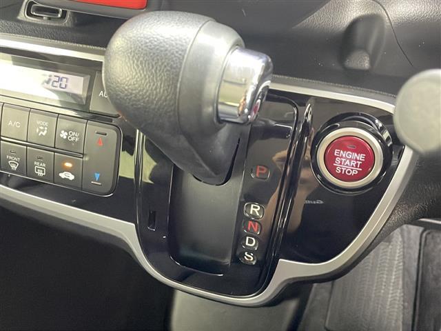 Ｎ－ＢＯＸカスタム Ｇ・ターボＬパッケージ　メモリーナビ　ＨＩＤヘッドライト　ＥＴＣ　バックカメラ　両側電動スライドドア　ベンチシート　フルセグ　オートクルーズコントロール　ターボ　ＤＶＤ再生　オートライト　ドライブレコーダー　スマートキー（13枚目）