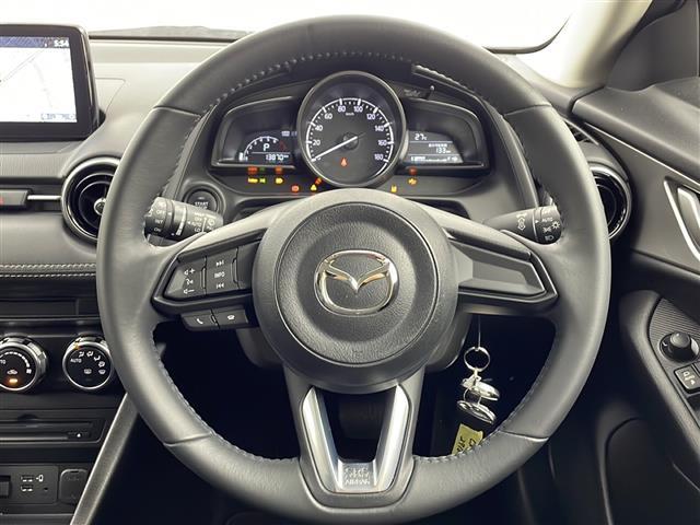 ＣＸ－３ １５Ｓ　ツーリング　純正ナビ　アラウンドビューモニター　ビルトインＥＴＣ　ＭＴモード付ＡＴ　スマートキー　純正フロアマット　コーナーセンサー　電動パーキングブレーキ　ステアリングボタン　スペアキー（12枚目）