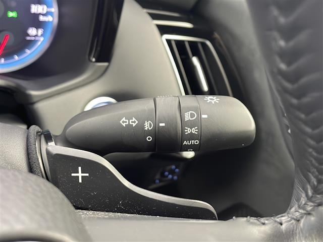 クラウンハイブリッド ＲＳアドバンス　禁煙車／純正ナビ／フルセグＴＶ／パノラミックビュー／ビルトインＥＴＣ／デジタルインナーミラー／電動ムーンルーフ／ＴＡＮＡＢＥダウンサス／ＴＷＳ鍛造アルミ／純正フロアマット／純正ドアバイザー（15枚目）