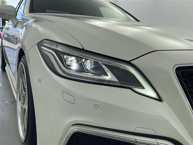 クラウンハイブリッド ＲＳアドバンス　禁煙車／純正ナビ／フルセグＴＶ／パノラミックビュー／ビルトインＥＴＣ／デジタルインナーミラー／電動ムーンルーフ／ＴＡＮＡＢＥダウンサス／ＴＷＳ鍛造アルミ／純正フロアマット／純正ドアバイザー（28枚目）