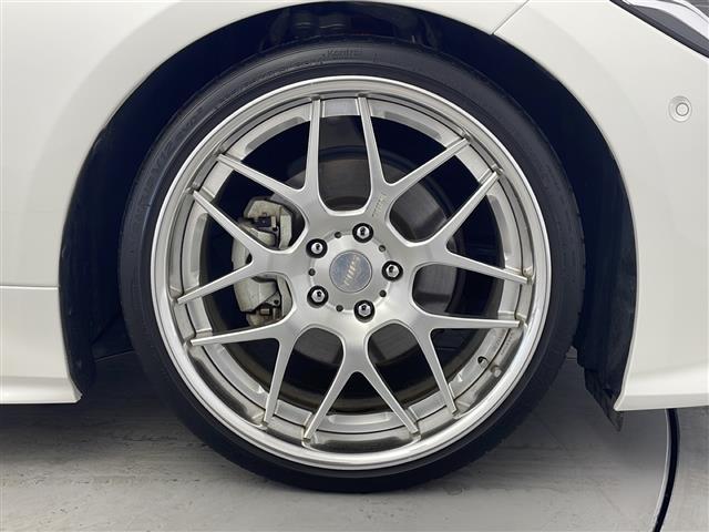 クラウンハイブリッド ＲＳアドバンス　禁煙車／純正ナビ／フルセグＴＶ／パノラミックビュー／ビルトインＥＴＣ／デジタルインナーミラー／電動ムーンルーフ／ＴＡＮＡＢＥダウンサス／ＴＷＳ鍛造アルミ／純正フロアマット／純正ドアバイザー（32枚目）