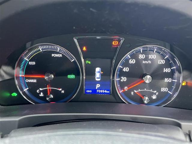 クラウンハイブリッド アスリートＳ　サンルーフ　レザーシート　純正８型ナビ　シートベンチレーション　シートヒーター　パワーシート　追従クルーズコントロール　ＨＩＤオートライト　純正１８インチアルミホイール　ビルトインＥＴＣ　前後ソナー（12枚目）