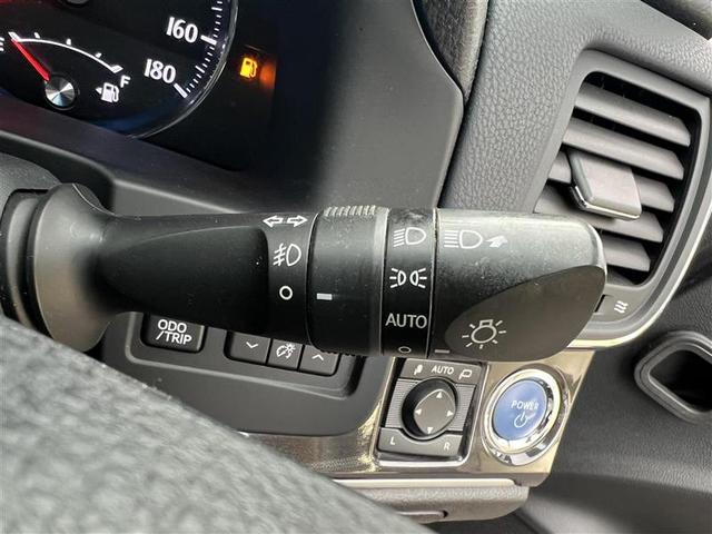 クラウンハイブリッド アスリートＳ　サンルーフ　レザーシート　純正８型ナビ　シートベンチレーション　シートヒーター　パワーシート　追従クルーズコントロール　ＨＩＤオートライト　純正１８インチアルミホイール　ビルトインＥＴＣ　前後ソナー（17枚目）