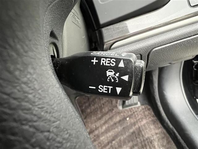 クラウンハイブリッド アスリートＳ　サンルーフ　レザーシート　純正８型ナビ　シートベンチレーション　シートヒーター　パワーシート　追従クルーズコントロール　ＨＩＤオートライト　純正１８インチアルミホイール　ビルトインＥＴＣ　前後ソナー（19枚目）