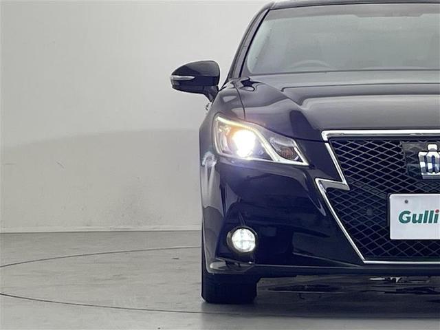 クラウンハイブリッド アスリートＳ　サンルーフ　レザーシート　純正８型ナビ　シートベンチレーション　シートヒーター　パワーシート　追従クルーズコントロール　ＨＩＤオートライト　純正１８インチアルミホイール　ビルトインＥＴＣ　前後ソナー（27枚目）