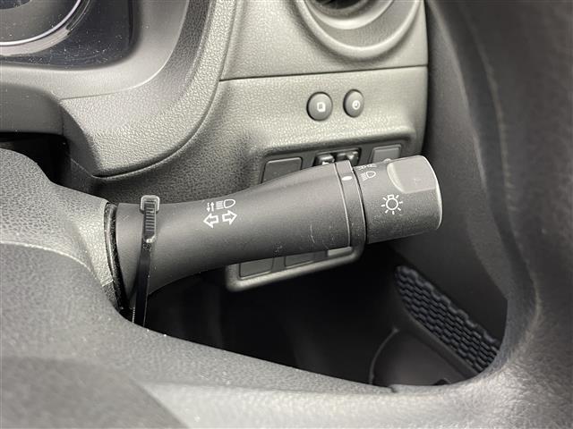 ノート Ｘ　ＤＩＧ－Ｓ　禁煙車　社外ナビ【ＣＮ－ＨＡ０１ＷＤ】　バックカメラ　ＥＴＣ　フルセグＴＶ　Ｂｌｕｅｔｏｏｔｈ　ＣＤ・ＤＶＤ　前後ドライブレコーダー　プッシュスタート　インテリジェントキー　スペアタイヤ（12枚目）