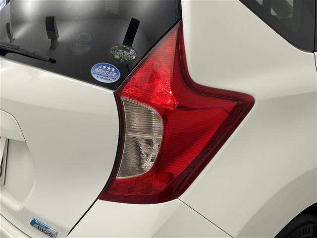 ノート Ｘ　ＤＩＧ－Ｓ　禁煙車　社外ナビ【ＣＮ－ＨＡ０１ＷＤ】　バックカメラ　ＥＴＣ　フルセグＴＶ　Ｂｌｕｅｔｏｏｔｈ　ＣＤ・ＤＶＤ　前後ドライブレコーダー　プッシュスタート　インテリジェントキー　スペアタイヤ（28枚目）