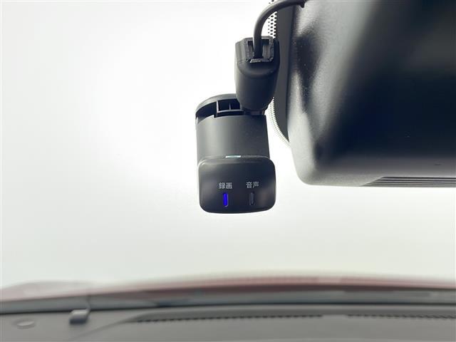 オーラ G 禁煙車/純正9インチメモリナビ/AM/FM/USB/BT/HDMI/Android Auto/フルセグ/TVキャンセラー/インテリジェントルームミラー/BOSEサウンド/純正ドライブレコーダー(14枚目)