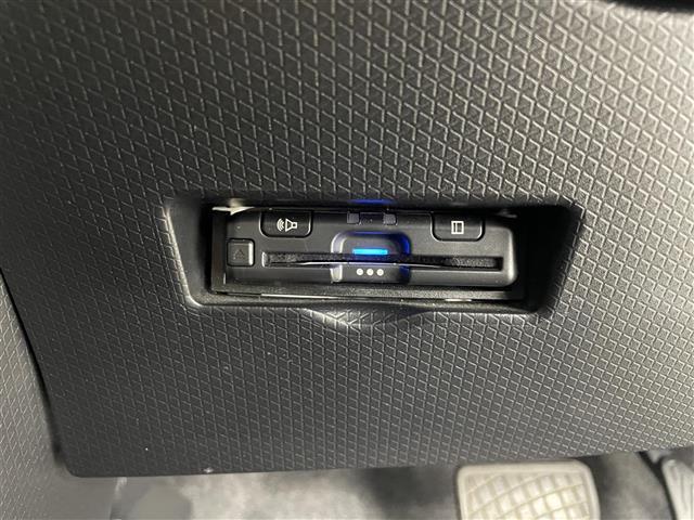 タント ファンクロスターボ　禁煙車／純正９型ディスプレイオーディオ／フルセグＴＶ／バックカメラ／ＥＴＣ／純正前方ドライブレコーダー／スマートアシスト／ＬＥＤヘッドライト／前席シートヒーター／純正フロアマット／純正ドアバイザー（5枚目）