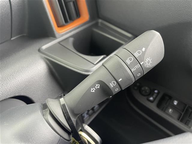 タント ファンクロスターボ　禁煙車／純正９型ディスプレイオーディオ／フルセグＴＶ／バックカメラ／ＥＴＣ／純正前方ドライブレコーダー／スマートアシスト／ＬＥＤヘッドライト／前席シートヒーター／純正フロアマット／純正ドアバイザー（10枚目）