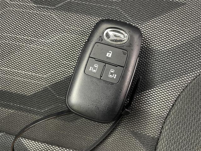 タント ファンクロスターボ　禁煙車／純正９型ディスプレイオーディオ／フルセグＴＶ／バックカメラ／ＥＴＣ／純正前方ドライブレコーダー／スマートアシスト／ＬＥＤヘッドライト／前席シートヒーター／純正フロアマット／純正ドアバイザー（17枚目）