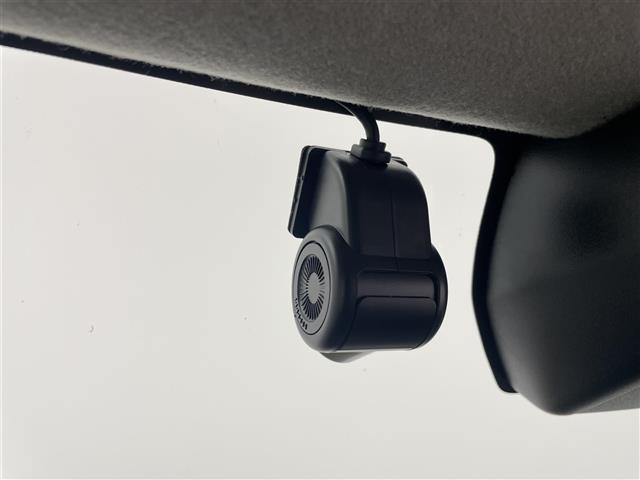 タント ファンクロスターボ　禁煙車／純正９型ディスプレイオーディオ／フルセグＴＶ／バックカメラ／ＥＴＣ／純正前方ドライブレコーダー／スマートアシスト／ＬＥＤヘッドライト／前席シートヒーター／純正フロアマット／純正ドアバイザー（18枚目）