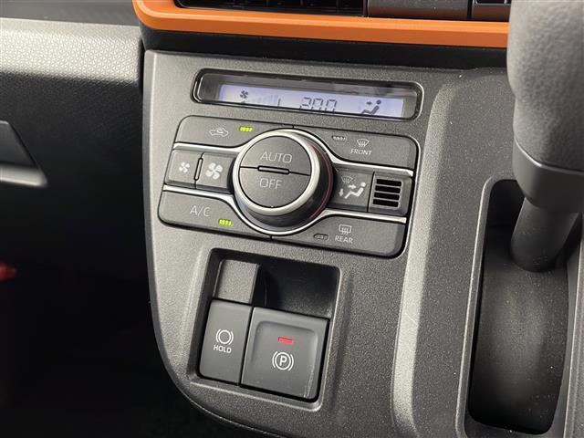 タント ファンクロス　純正９インチディスプライオーディオ　Ｂｌｕｅｔｏｏｔｈ　フルセグＴＶ　ＵＳＢ　Ａｐｐｌｅ　ＣａｒＰｌａｙ　両側パワースライドドア　衝突被害軽減ブレーキ　横滑り防止装置　コーナーセンサー　純正ＡＷ（6枚目）