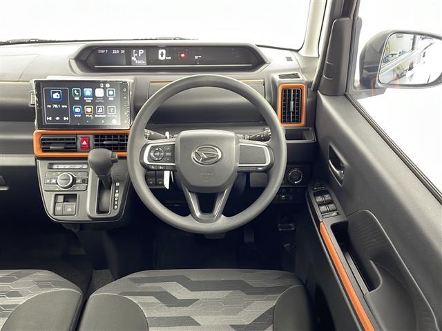 タント ファンクロス　純正９インチディスプライオーディオ　Ｂｌｕｅｔｏｏｔｈ　フルセグＴＶ　ＵＳＢ　Ａｐｐｌｅ　ＣａｒＰｌａｙ　両側パワースライドドア　衝突被害軽減ブレーキ　横滑り防止装置　コーナーセンサー　純正ＡＷ（9枚目）