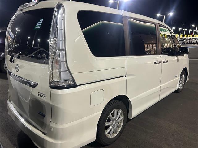 セレナ ハイウェイスター Vセレ+セーフティII SHV(3枚目)