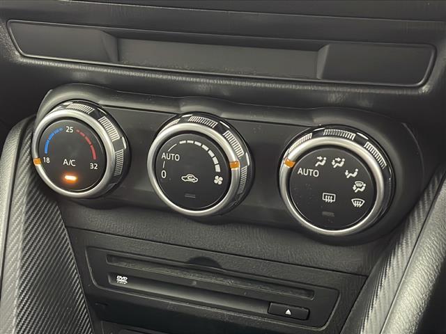 ＭＡＺＤＡ２ １５Ｓ　スマートエディション　禁煙車／特別仕様車／純正ナビ／フルセグＴＶ／バックカメラ／ＥＴＣ／３６０°ビューモニター／バックカメラ／アドバンストＳＣＢＳ／前後パーキングセンサー／ＬＥＤヘッドライト／スーパーＵＶ＆ＩＲカットガラス（11枚目）