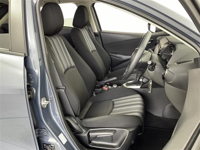 ＭＡＺＤＡ２ １５Ｓ　スマートエディション　禁煙車／特別仕様車／純正ナビ／フルセグＴＶ／バックカメラ／ＥＴＣ／３６０°ビューモニター／バックカメラ／アドバンストＳＣＢＳ／前後パーキングセンサー／ＬＥＤヘッドライト／スーパーＵＶ＆ＩＲカットガラス（19枚目）