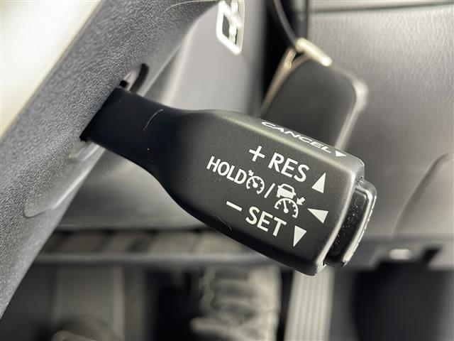 RX RX450hブラックシークエンス 禁煙車/特別仕様車/純正ナビ/フルセグTV/ETC2.0/バックカメラ/サイドカメラ/電動パノラマルーフ/レクサスセーフティシステム+/LEDヘッドライト/本革シート/全席シートヒーター/純正マット(8枚目)