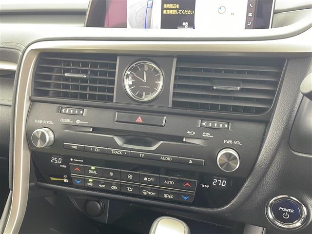 RX RX450hブラックシークエンス 禁煙車/特別仕様車/純正ナビ/フルセグTV/ETC2.0/バックカメラ/サイドカメラ/電動パノラマルーフ/レクサスセーフティシステム+/LEDヘッドライト/本革シート/全席シートヒーター/純正マット(20枚目)
