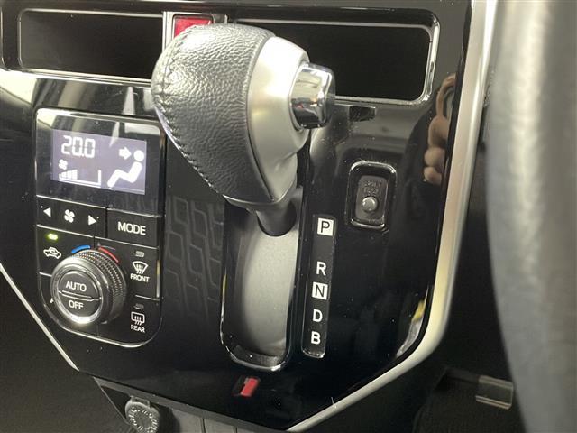 ルーミー カスタムG-T 純正ナビ 両側パワースライドドア クルーズコントロール ETC バックカメラ 衝突被害軽減システム ロールサンシェード(10枚目)