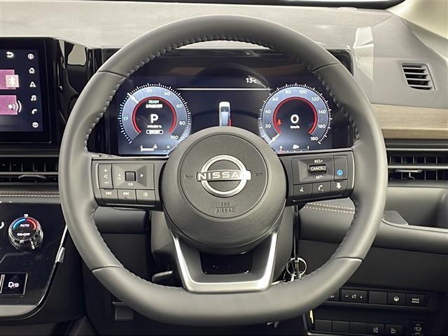 セレナ e-パワー ハイウェイスターV 登録済未使用車/ニッサンコネクトナビ/フルセグTV/ETC2.0/前後ドラレコ/360°カメラ/デジタルルームミラー/後席モニター/プロパイロット/エマブレ/アダプティブLEDライト/両側パワスラ(2枚目)