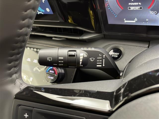 セレナ e-パワー ハイウェイスターV 登録済未使用車/ニッサンコネクトナビ/フルセグTV/ETC2.0/前後ドラレコ/360°カメラ/デジタルルームミラー/後席モニター/プロパイロット/エマブレ/アダプティブLEDライト/両側パワスラ(13枚目)