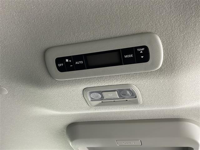 セレナ e-パワー ハイウェイスターV 登録済未使用車/ニッサンコネクトナビ/フルセグTV/ETC2.0/前後ドラレコ/360°カメラ/デジタルルームミラー/後席モニター/プロパイロット/エマブレ/アダプティブLEDライト/両側パワスラ(22枚目)