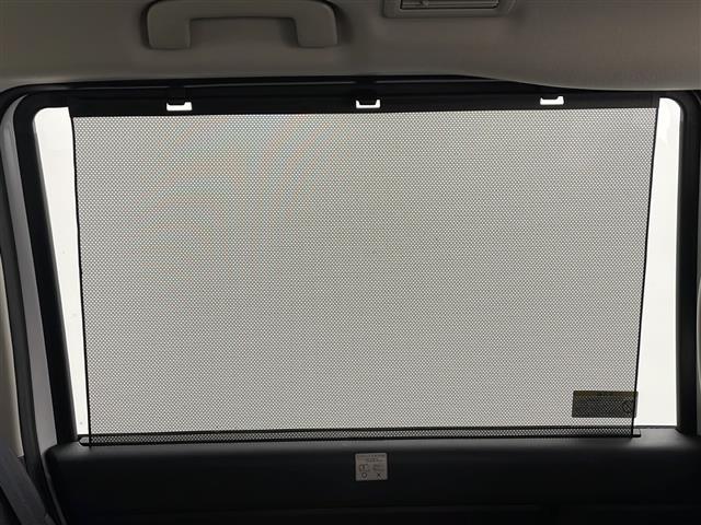 セレナ e-パワー ハイウェイスターV 登録済未使用車/ニッサンコネクトナビ/フルセグTV/ETC2.0/前後ドラレコ/360°カメラ/デジタルルームミラー/後席モニター/プロパイロット/エマブレ/アダプティブLEDライト/両側パワスラ(25枚目)