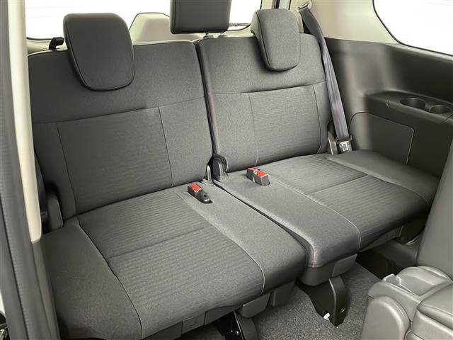 セレナ e-パワー ハイウェイスターV 登録済未使用車/ニッサンコネクトナビ/フルセグTV/ETC2.0/前後ドラレコ/360°カメラ/デジタルルームミラー/後席モニター/プロパイロット/エマブレ/アダプティブLEDライト/両側パワスラ(26枚目)