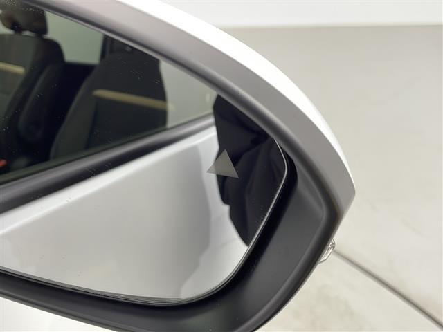 セレナ e-パワー ハイウェイスターV 登録済未使用車/ニッサンコネクトナビ/フルセグTV/ETC2.0/前後ドラレコ/360°カメラ/デジタルルームミラー/後席モニター/プロパイロット/エマブレ/アダプティブLEDライト/両側パワスラ(32枚目)