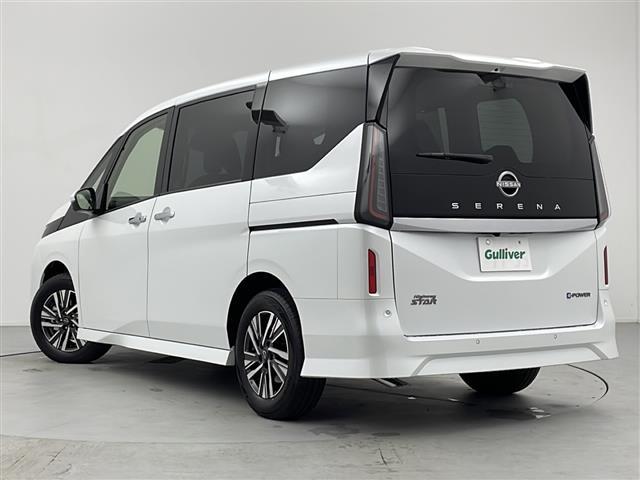セレナ e-パワー ハイウェイスターV 登録済未使用車/ニッサンコネクトナビ/フルセグTV/ETC2.0/前後ドラレコ/360°カメラ/デジタルルームミラー/後席モニター/プロパイロット/エマブレ/アダプティブLEDライト/両側パワスラ(43枚目)