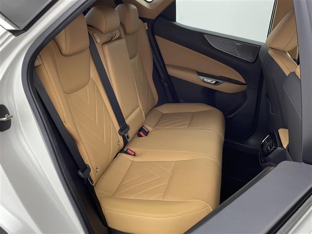 ＮＸ ＮＸ３５０ｈ　バージョンＬ　純正ナビ　パノラミックビューモニター　レクサスチームメイト　アドバンストパーク　ルーフレール　デジタルインナーミラー　ワイヤレス充電　レクサスセーフティシステム＋　レザーシート　ＢＳＭ　ＨＵＤ（27枚目）