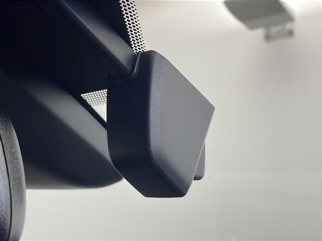 ＮＸ ＮＸ３００ｈ　Ｆスポーツ　パノラマルーフ　三眼ＬＥＤヘッドライト　純正ナビ　Ｂｌｕｅｔｏｏｔｈ　フルセグＴＶ　ＵＳＢ　ＣＤ　ＤＶＤ　衝突被害軽減ブレーキ　コーナーセンサー　ブラインドスポットモニター　レーン　追従クルコン（19枚目）