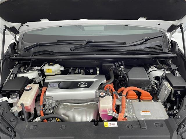 ＮＸ ＮＸ３００ｈ　Ｆスポーツ　パノラマルーフ　三眼ＬＥＤヘッドライト　純正ナビ　Ｂｌｕｅｔｏｏｔｈ　フルセグＴＶ　ＵＳＢ　ＣＤ　ＤＶＤ　衝突被害軽減ブレーキ　コーナーセンサー　ブラインドスポットモニター　レーン　追従クルコン（40枚目）