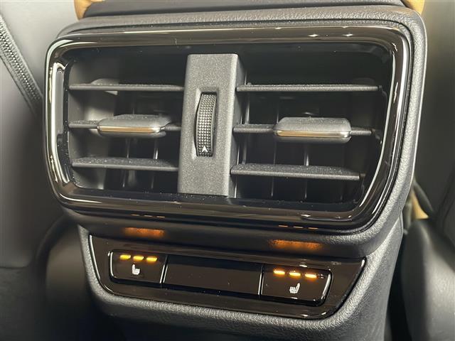 ＮＸ ＮＸ３５０ｈ　バージョンＬ　ワンオーナー　純正１４インチナビ　Ｂｌｕｅｔｏｏｔｈ　フルセグＴＶ　ＵＳＢ　Ａｐｐｌｅ　Ｃａｒｐｌａｙ　パノラマルーフ　三眼ＬＥＤヘッドライト　パノラミックビューモニター　置くだけ充電　前後ドラレコ（16枚目）