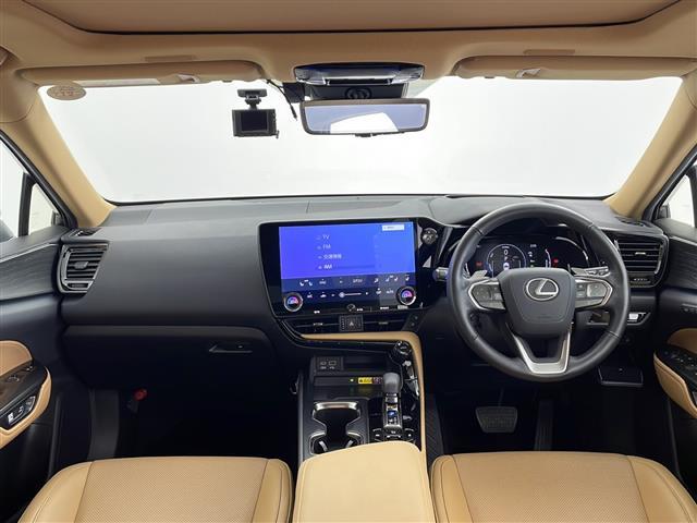 ＮＸ ＮＸ３５０ｈ　バージョンＬ　ワンオーナー　純正１４インチナビ　Ｂｌｕｅｔｏｏｔｈ　フルセグＴＶ　ＵＳＢ　Ａｐｐｌｅ　Ｃａｒｐｌａｙ　パノラマルーフ　三眼ＬＥＤヘッドライト　パノラミックビューモニター　置くだけ充電　前後ドラレコ（42枚目）