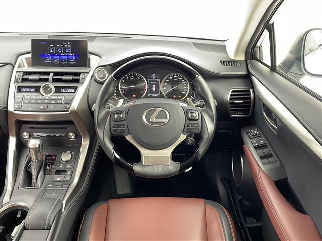 ＮＸ ＮＸ２００ｔ　Ｉパッケージ　純正ナビ　Ｂｌｕｅｔｏｏｔｈ　フルセグＴＶ　ＵＳＢ　サンルーフ　バックカメラ　衝突被害軽減ブレーキ　クルーズコントロール　パドルシフト　ステアリングヒーター　レザーシート　ドライブレコーダー　ＥＴＣ（10枚目）
