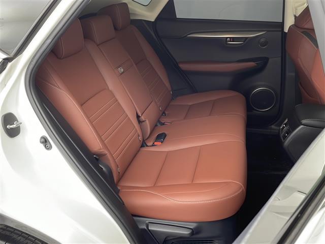 ＮＸ ＮＸ２００ｔ　Ｉパッケージ　純正ナビ　Ｂｌｕｅｔｏｏｔｈ　フルセグＴＶ　ＵＳＢ　サンルーフ　バックカメラ　衝突被害軽減ブレーキ　クルーズコントロール　パドルシフト　ステアリングヒーター　レザーシート　ドライブレコーダー　ＥＴＣ（26枚目）