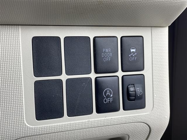 ポルテ F アラモード トロワ 禁煙車/ワンオーナー車/特別仕様車/純正ナビ/フルセグTV/バックカメラ/ビルトインETC/トヨタセーフティセンス/専用水玉模様内装/専用外装加飾/専用ウォッシャブルシートカバー/専用フロアマット(6枚目)