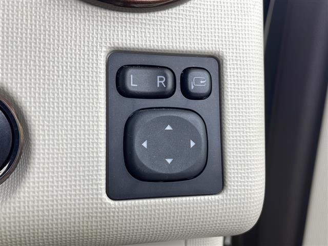 ポルテ F アラモード トロワ 禁煙車/ワンオーナー車/特別仕様車/純正ナビ/フルセグTV/バックカメラ/ビルトインETC/トヨタセーフティセンス/専用水玉模様内装/専用外装加飾/専用ウォッシャブルシートカバー/専用フロアマット(8枚目)