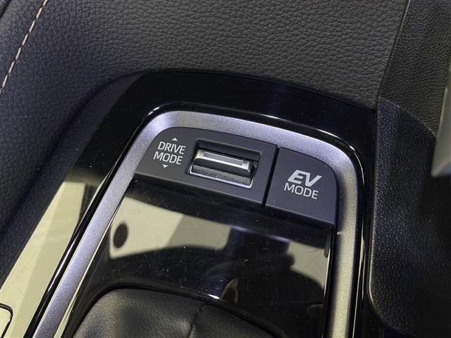 カローラツーリング ハイブリッド ダブルバイビー 禁煙車/モデリスタエアロ/純正10.25インチナビ/フルセグTV/バックカメラ/ETC2.0/前後ドラレコ/セーフティセンス/LEDヘッドライト/合皮&レザテックシート/前後クリアランスソナー(8枚目)