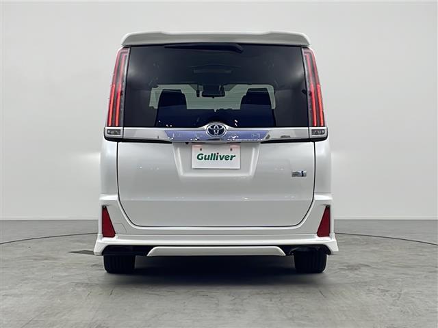 ノア ハイブリッドＳｉ　純正１０インチナビ　フリップダウンモニター　両側パワースライドドア　ＥＴＣ　モデリスタエアロ　トヨタセーフティセンス　バックカメラ　純正ＡＷ　純正フォグライト　純正ドアバイザー　スマートキー　ＬＥＤ（37枚目）