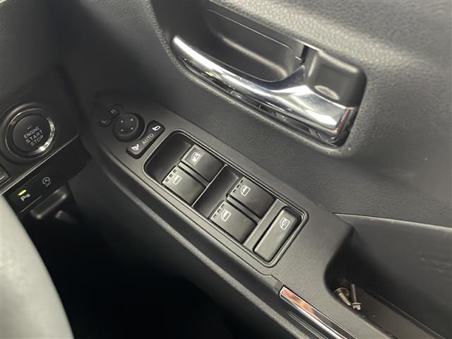 タント カスタムRS 純正ディスプレイオーディオ AM FM CD DVD AUX USB 両側パワースライドドア 全方位カメラ 衝突被害軽減ブレーキ 前後コーナーセンサー アイドリングストップ 横滑り防止装置シートヒータ(20枚目)