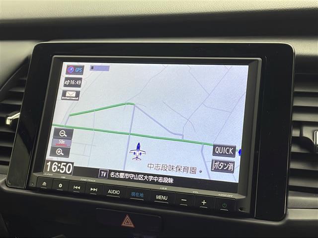 フィット ホーム　禁煙車　純正８型ナビ　ホンダセンシング　ＣＤ／ＤＶＤ／Ｂｌｕｅｔｏｏｔｈ／フルセグＴＶ　バックカメラ　スマートキー×２　ＥＴＣ　オートブレーキホールド　オートＬＥＤヘッドライト　１５インチアルミ（3枚目）