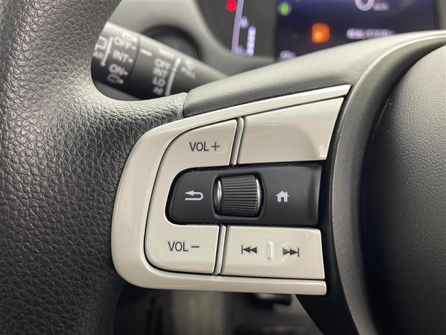 フィット ホーム　禁煙車　純正８型ナビ　ホンダセンシング　ＣＤ／ＤＶＤ／Ｂｌｕｅｔｏｏｔｈ／フルセグＴＶ　バックカメラ　スマートキー×２　ＥＴＣ　オートブレーキホールド　オートＬＥＤヘッドライト　１５インチアルミ（13枚目）