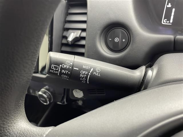 フィット ホーム　禁煙車　純正８型ナビ　ホンダセンシング　ＣＤ／ＤＶＤ／Ｂｌｕｅｔｏｏｔｈ／フルセグＴＶ　バックカメラ　スマートキー×２　ＥＴＣ　オートブレーキホールド　オートＬＥＤヘッドライト　１５インチアルミ（15枚目）