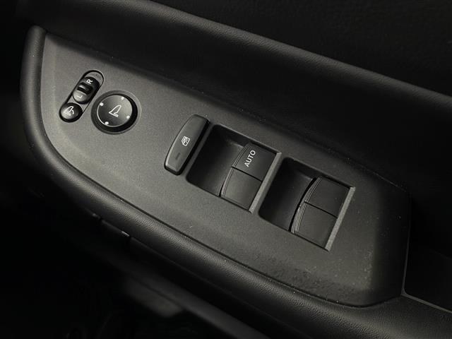 フィット ホーム　禁煙車　純正８型ナビ　ホンダセンシング　ＣＤ／ＤＶＤ／Ｂｌｕｅｔｏｏｔｈ／フルセグＴＶ　バックカメラ　スマートキー×２　ＥＴＣ　オートブレーキホールド　オートＬＥＤヘッドライト　１５インチアルミ（20枚目）