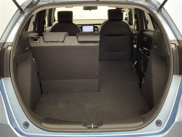 フィット ホーム　禁煙車　純正８型ナビ　ホンダセンシング　ＣＤ／ＤＶＤ／Ｂｌｕｅｔｏｏｔｈ／フルセグＴＶ　バックカメラ　スマートキー×２　ＥＴＣ　オートブレーキホールド　オートＬＥＤヘッドライト　１５インチアルミ（27枚目）
