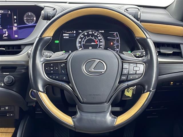 ＥＳ ＥＳ３００ｈ　バージョンＬ　純正１２．３インチワイドディスプレイナビ　電動サンルーフ　パノラミックビューモニター　ＬＥＸＵＳ　Ｓａｆｔｙ　Ｓｙｓｔｅｍ　ＬＥＸＵＳプレミアムサウンド　アダプティブクルーズコントロール（8枚目）